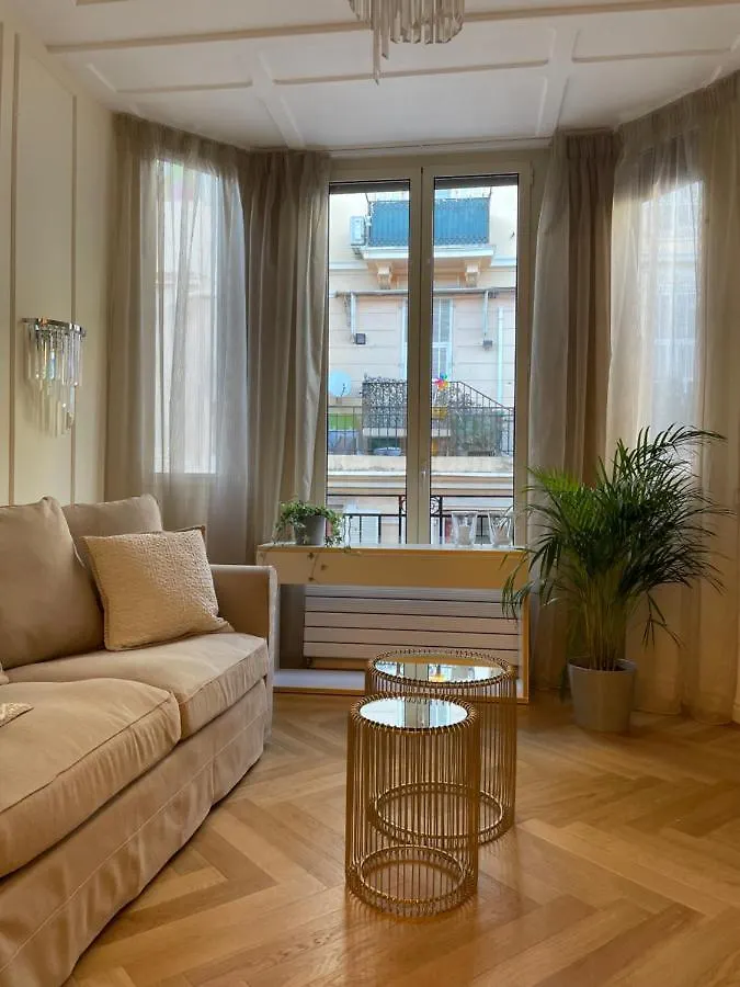 דירות בוסוליי Royal - Luxury & Elegance In Monaco
