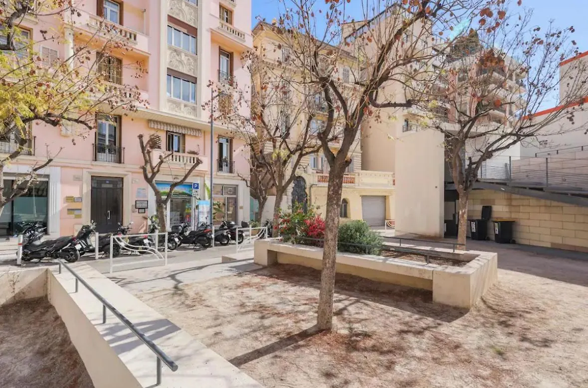 דירות בוסוליי Royal - Luxury & Elegance In Monaco